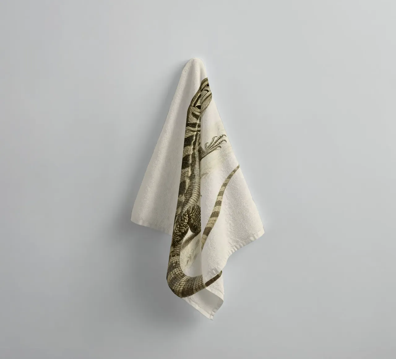 Lizard towel by knowledge