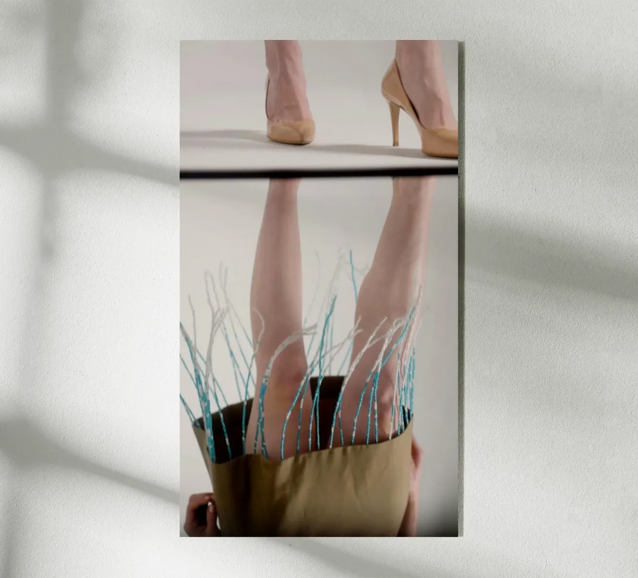 Beads in motion plexiglass da riedelphotoart