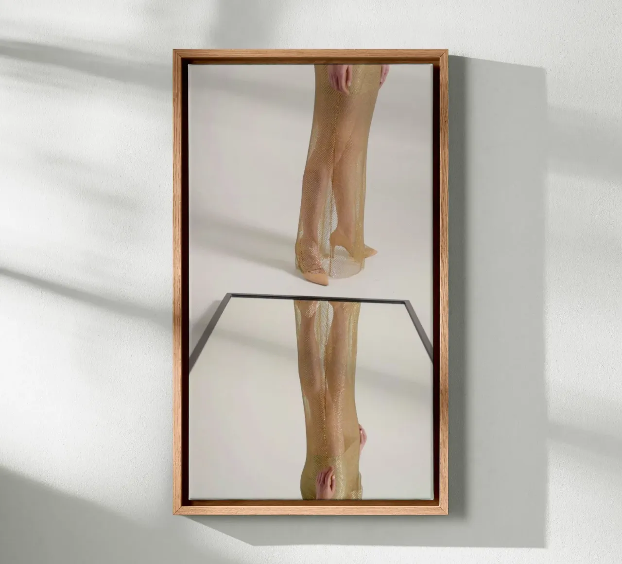 Gold Mesh & Nude Heels 3 canvas met Baklijst van riedelphotoart