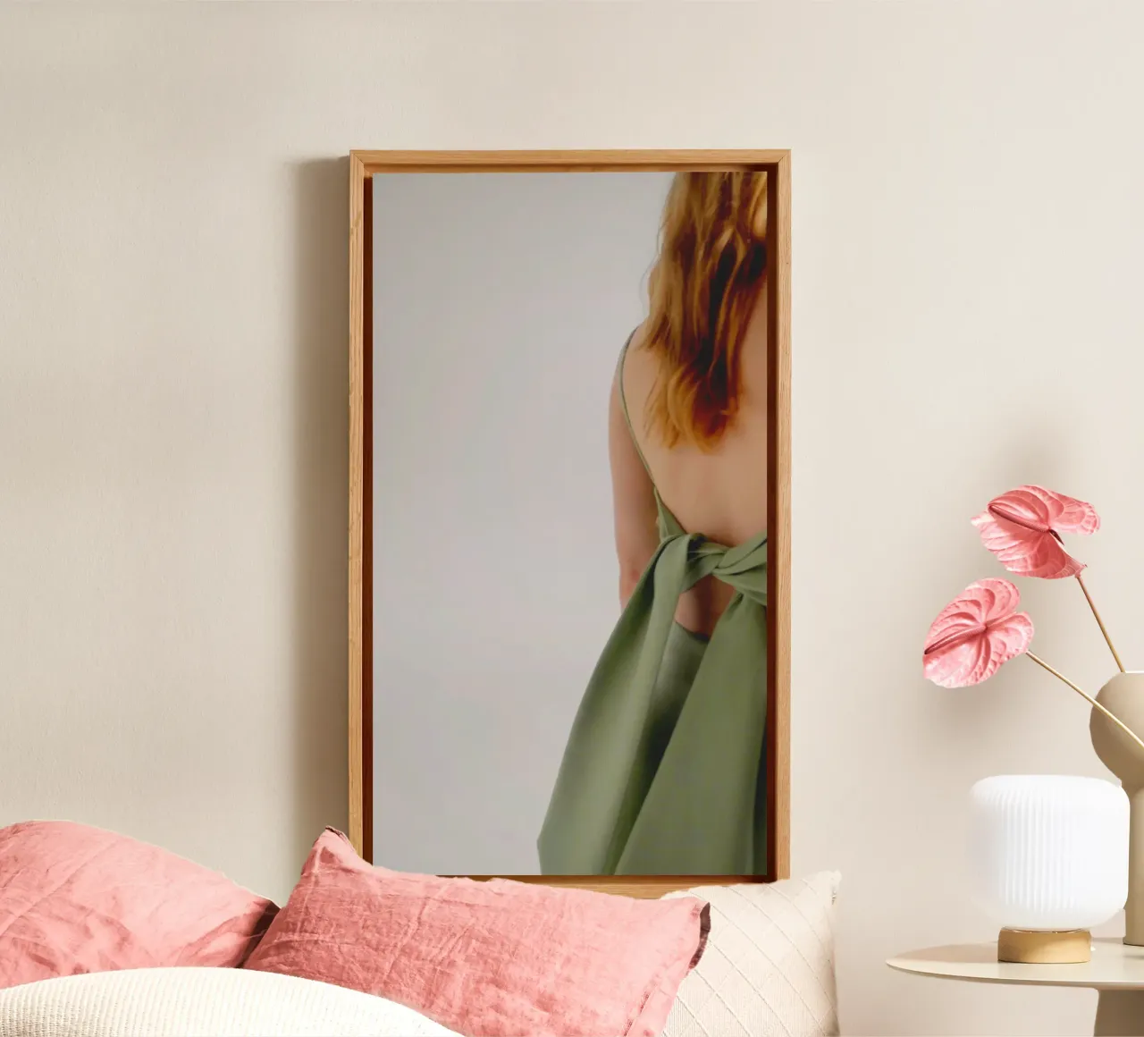 Backless Elegance tela con Cornice a cassetta da riedelphotoart