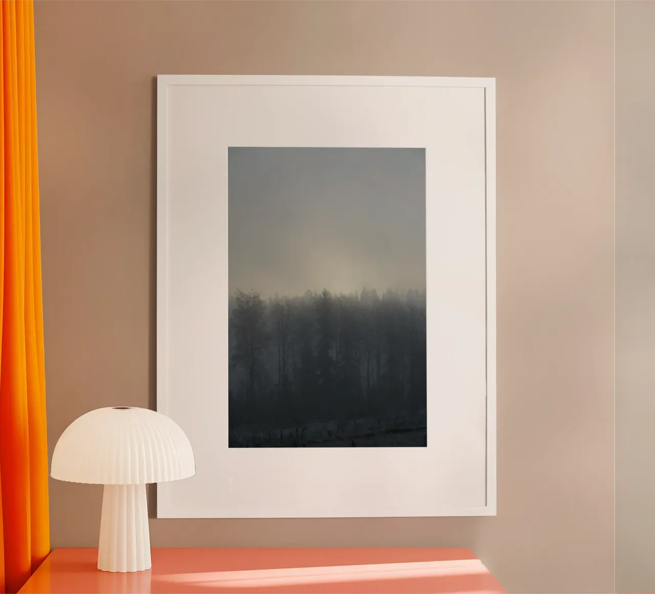 Foresta nebbiosa all'alba poster da Carol Maia