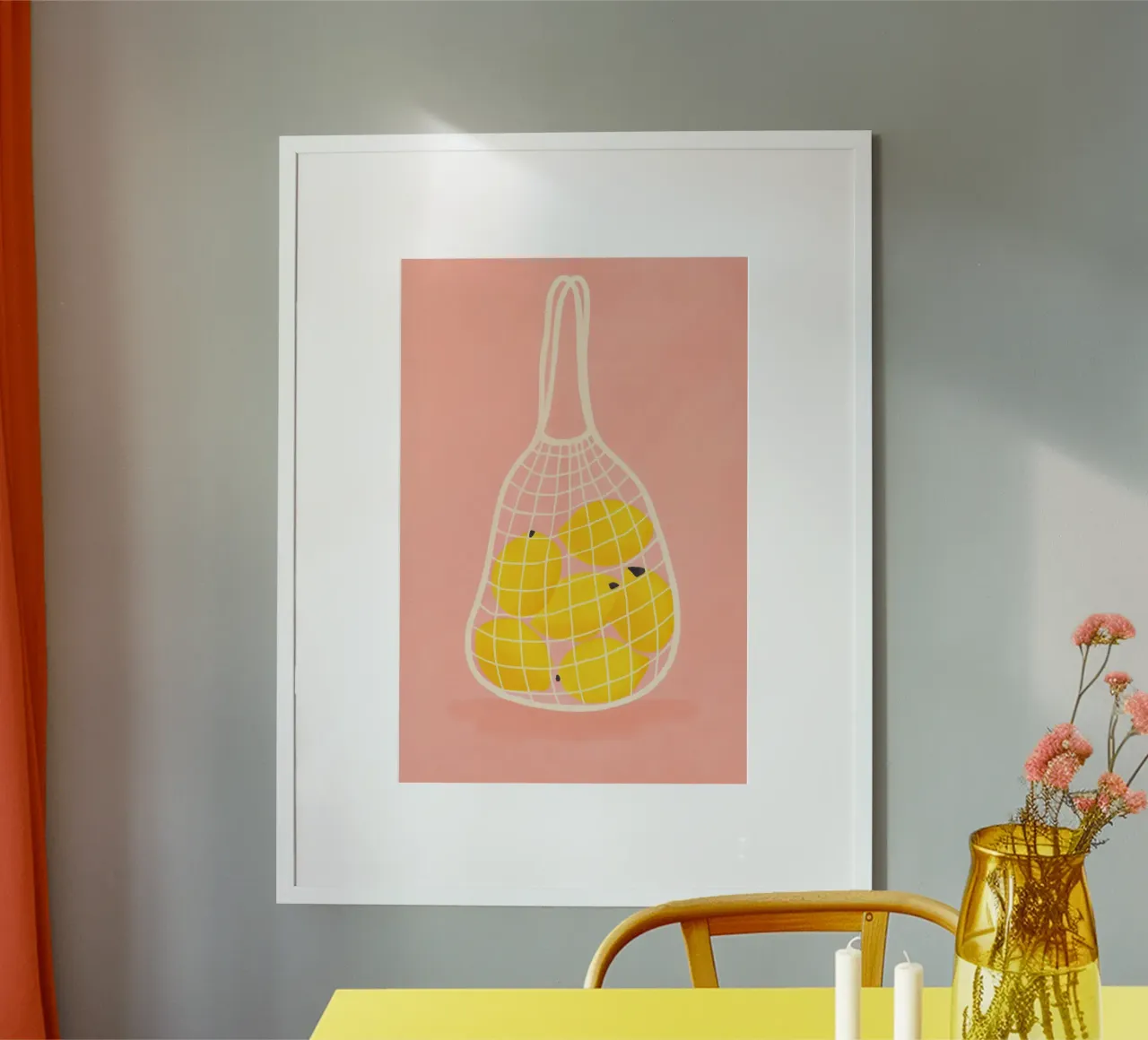 Agrumi in rete poster con telaio in alluminio da PurePeachStudio