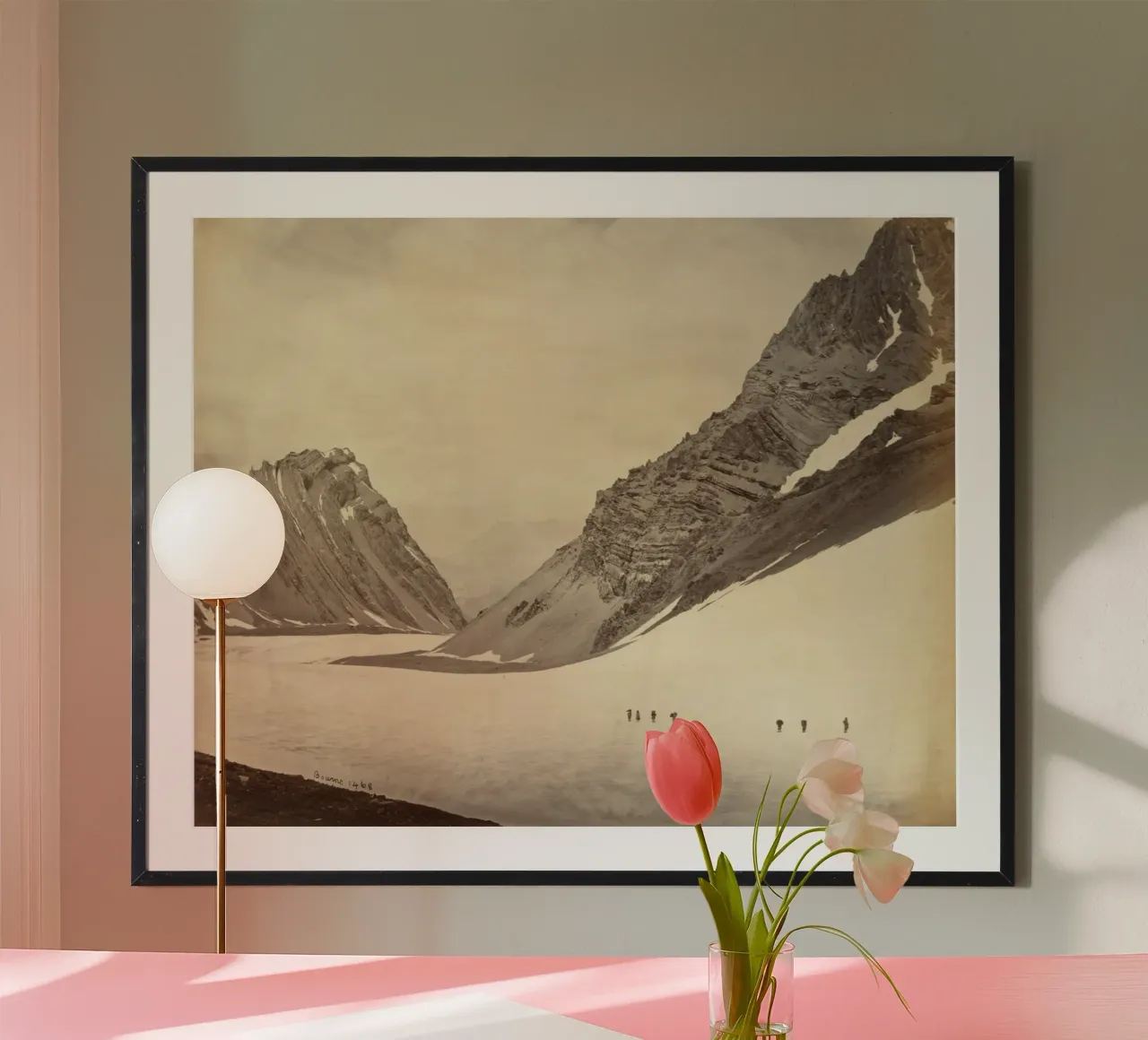 The Manirung Pass poster con telaio in legno da vintageshop