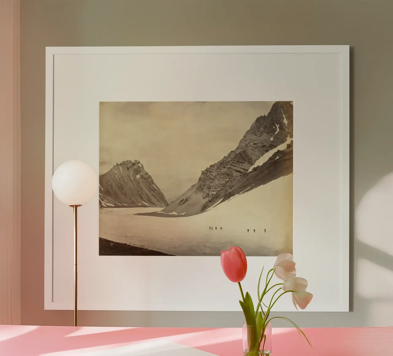 The Manirung Pass poster con telaio in legno da vintageshop