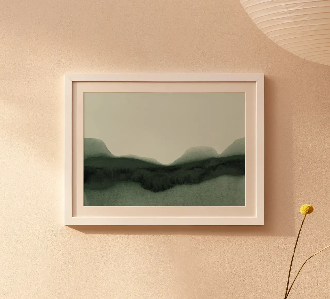abstract moody landscape - green poster con telaio in legno da IRIS LEHNHARDT FINE ART