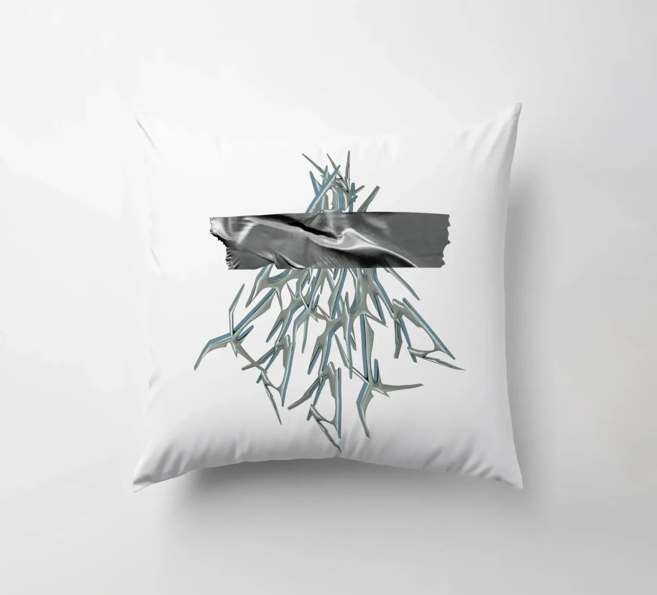 mazzo di spine cromate e nastro metallico cuscino da morphinaeblue