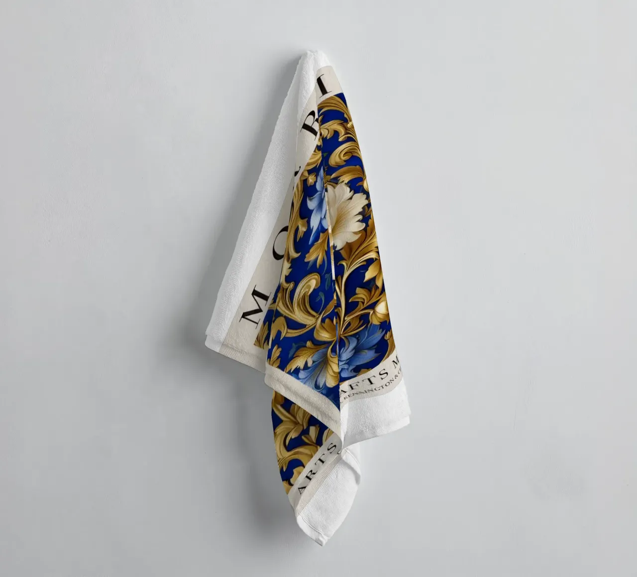 motif complexe de fleurs et de vignes serviette de bain de Ropech Shop