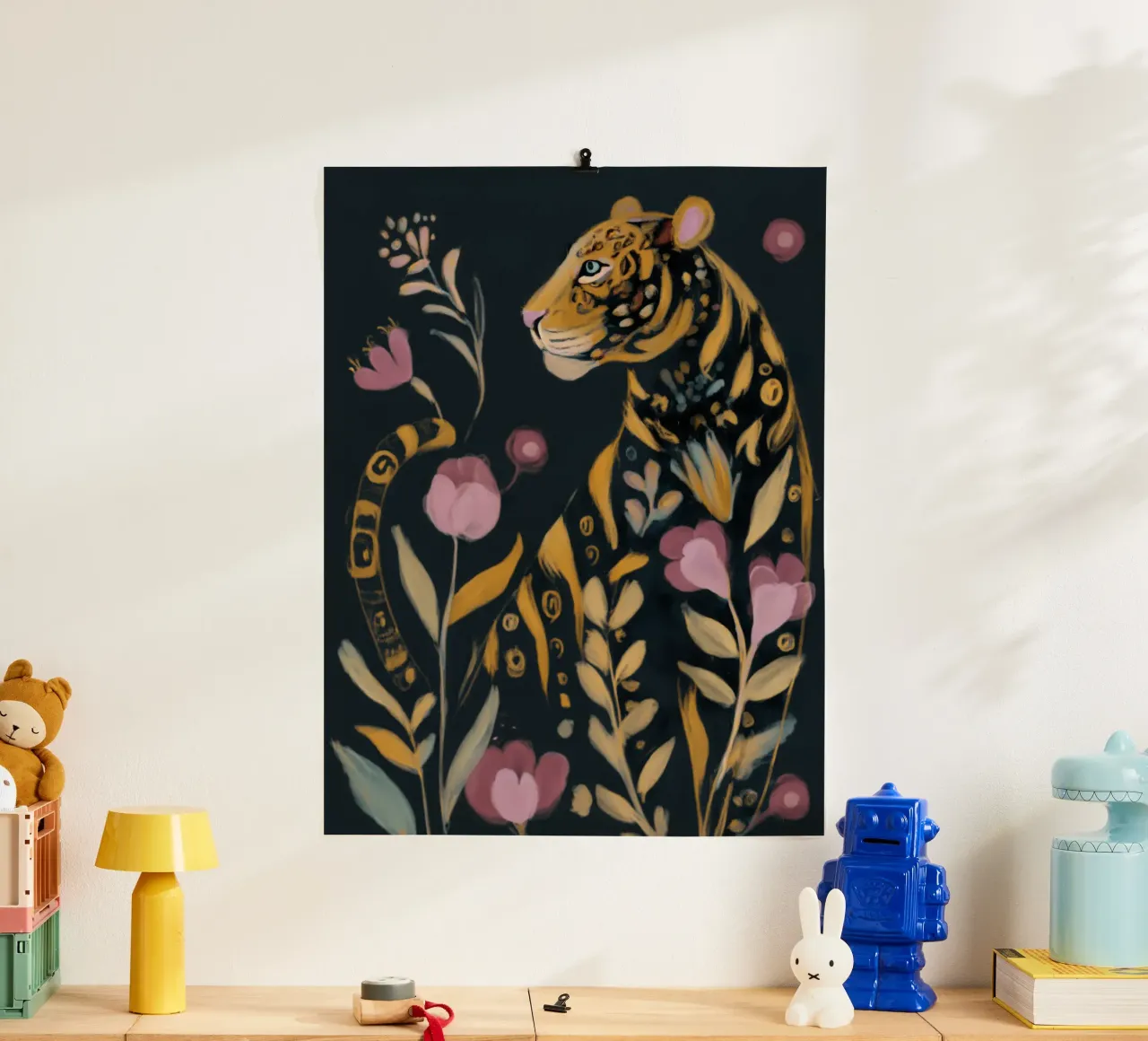 Fiore di tigre | Gesso pastello botanico scuro poster da Autofocus