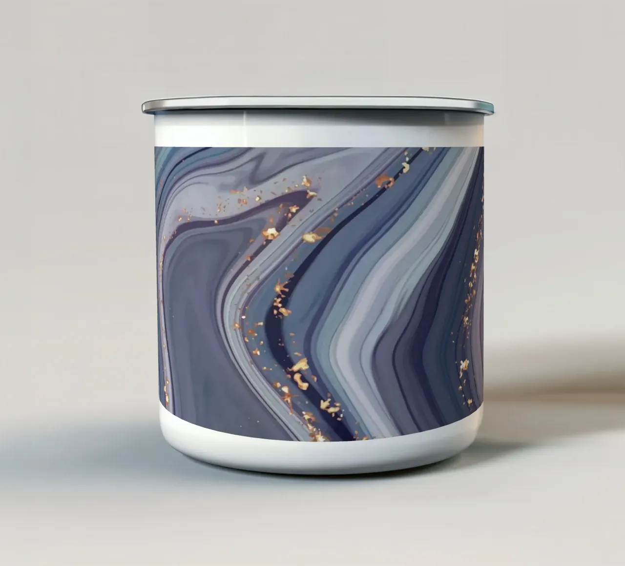 Wavy Abstract tazza in smalto da Vivi Nicolin