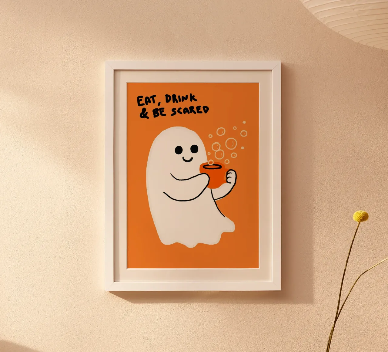 Stampa d'arte sui fantasmi "Eat, Drink & Be Scared" - Divertimento di Halloween poster con telaio in alluminio da vintagepod