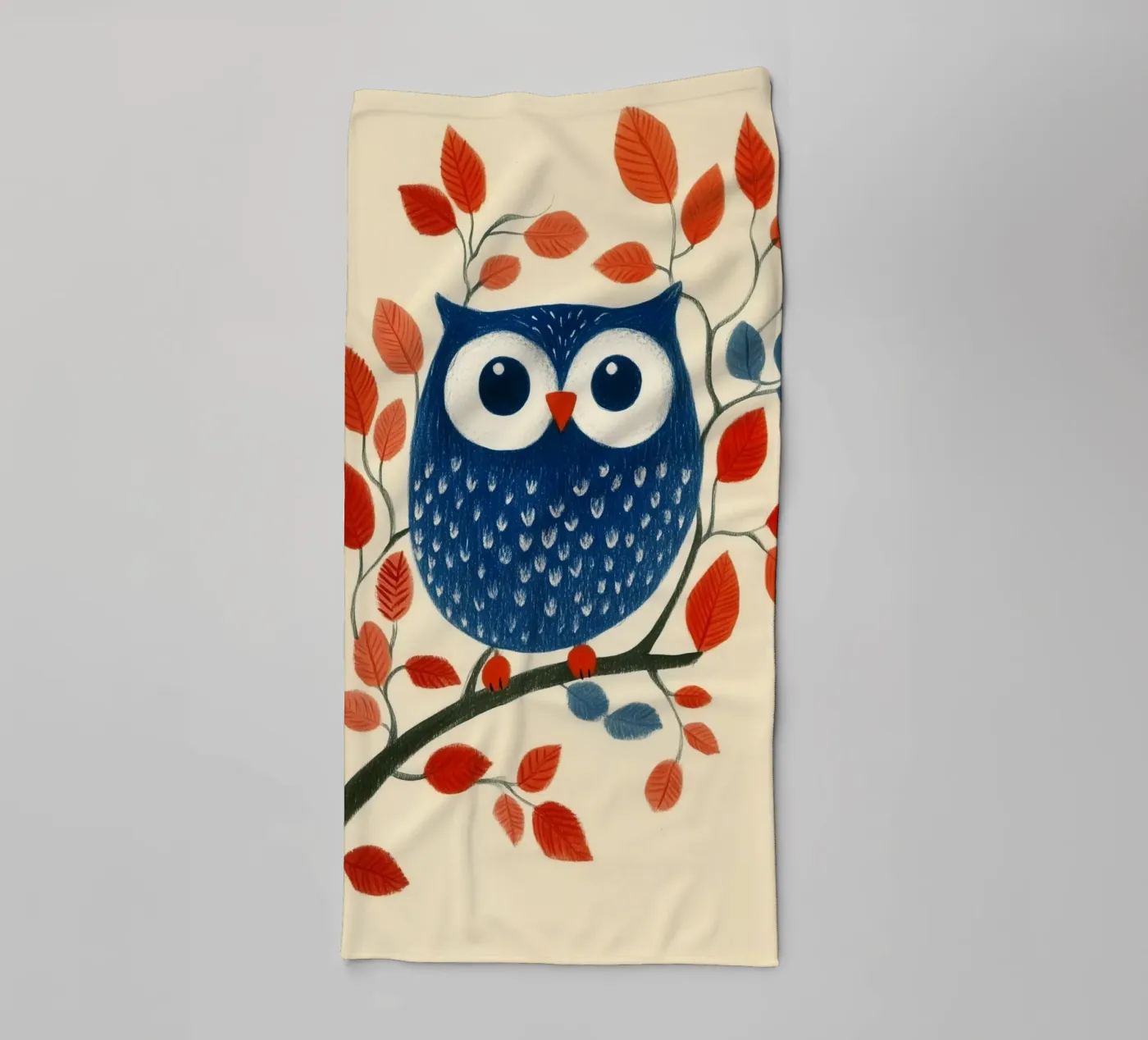 Blaue Eule Handtuch von Curious Canvas
