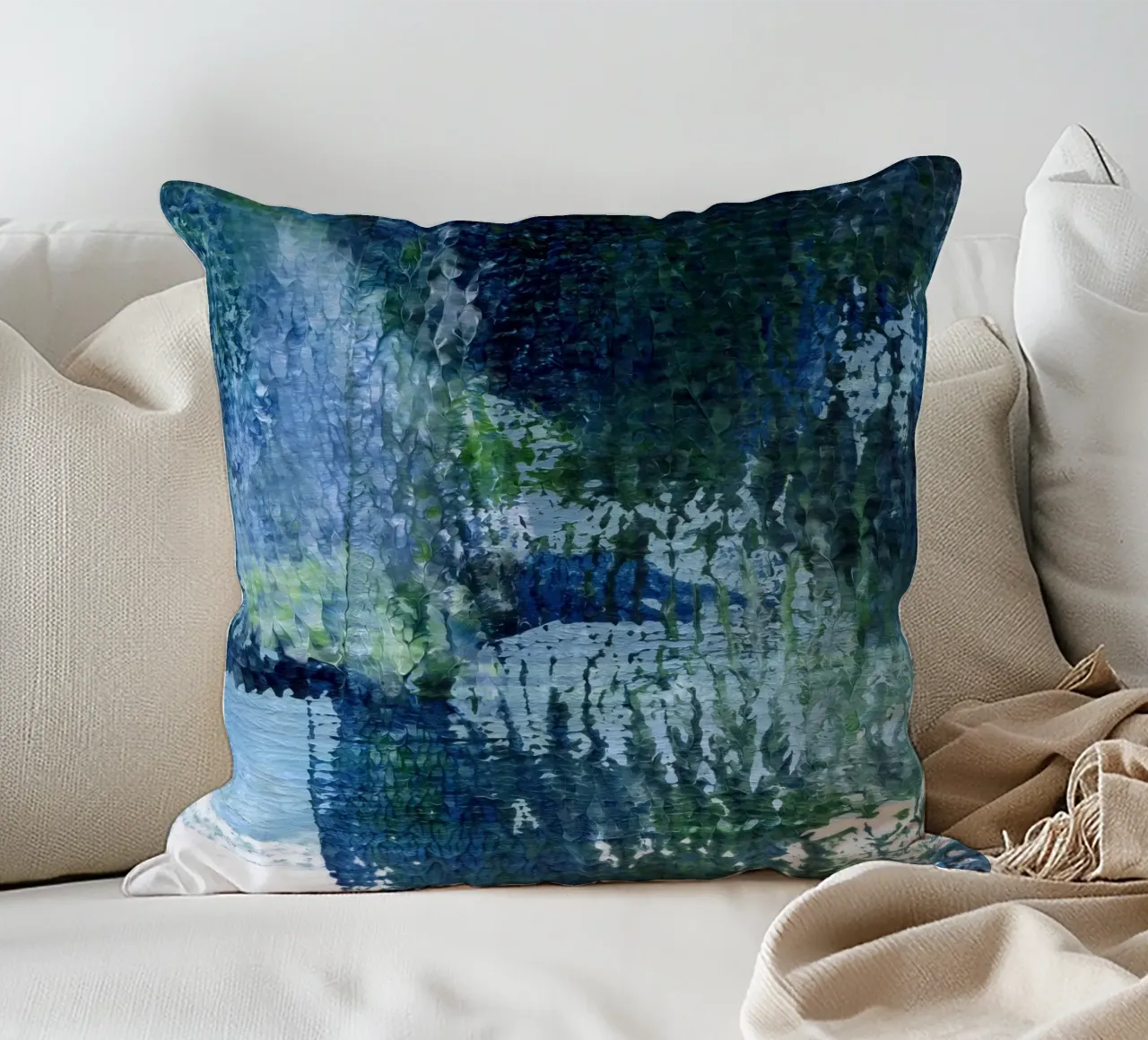Surfaces 4 | Abstract in Indigo, Pale Blue, Green and White cuscino da sabidussi