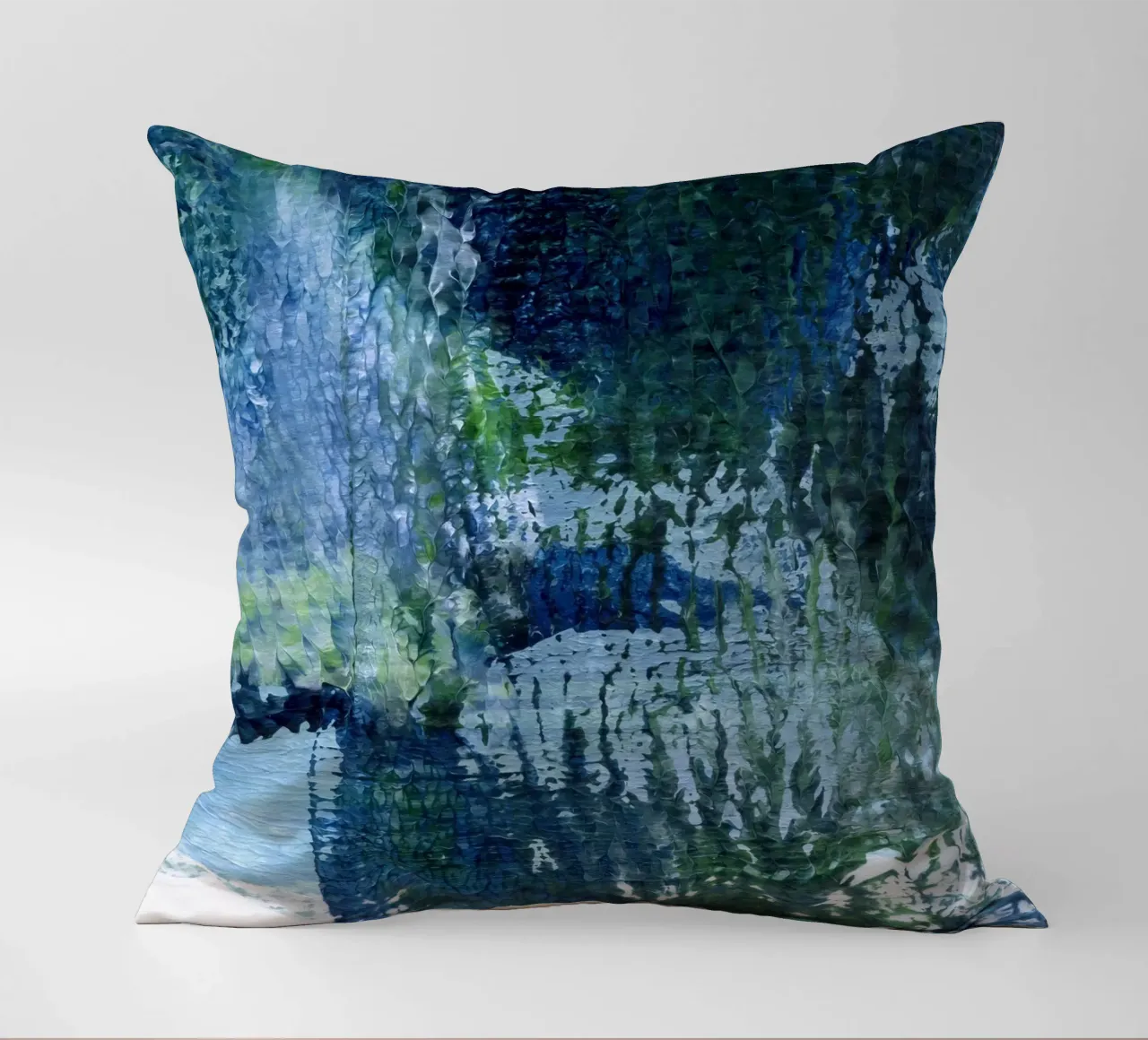 Surfaces 4 | Abstract in Indigo, Pale Blue, Green and White cuscino da sabidussi