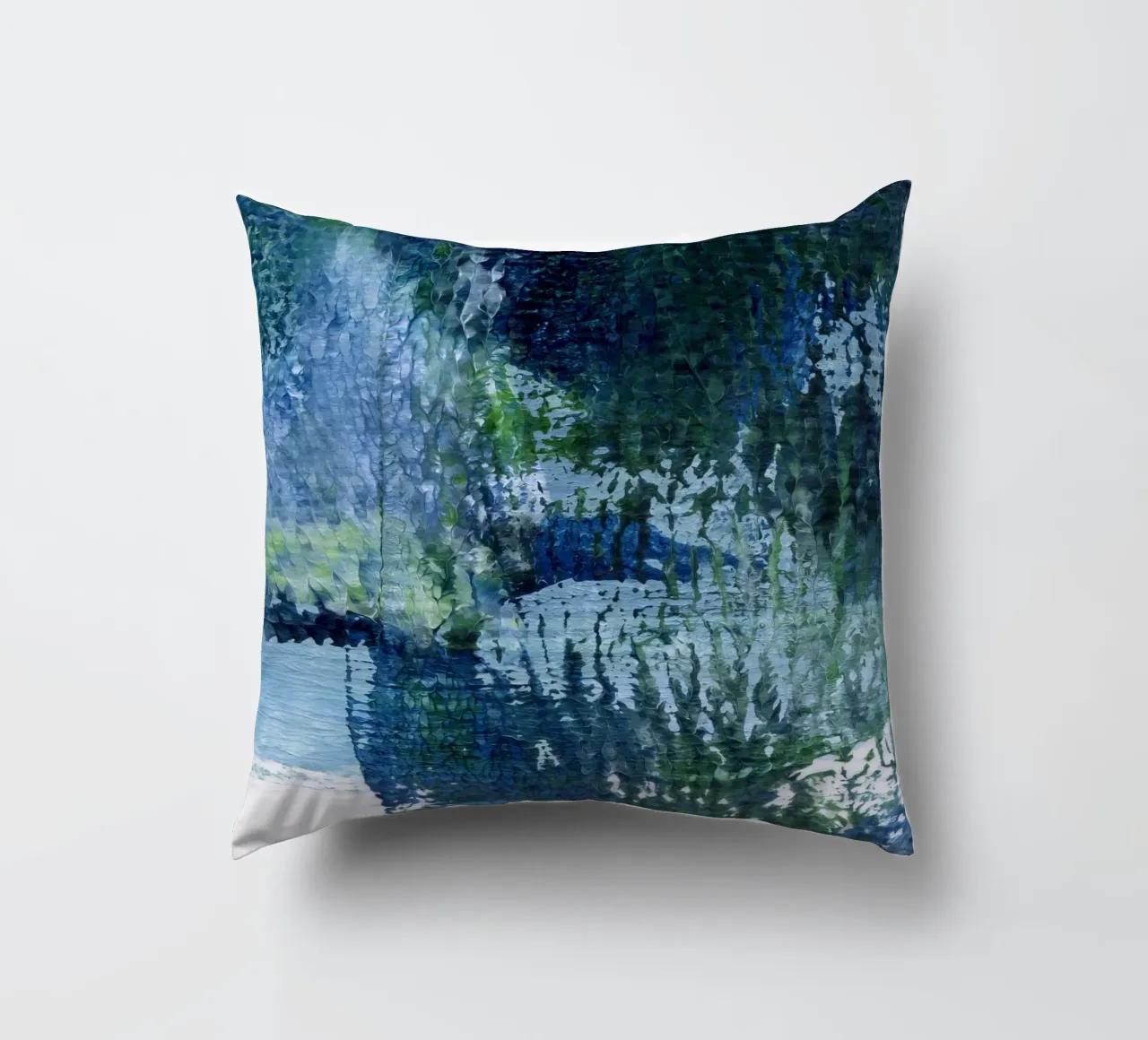 Surfaces 4 | Abstract in Indigo, Pale Blue, Green and White cuscino da sabidussi