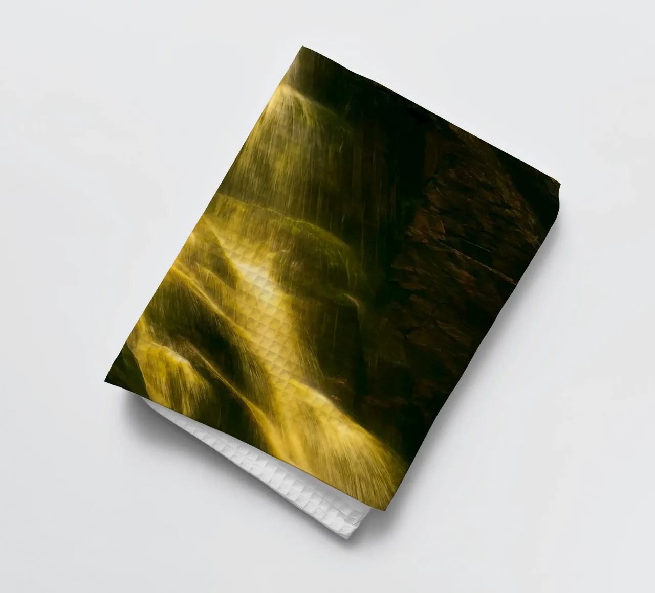 photographie de la vue d'une cascade torchon de landtengs