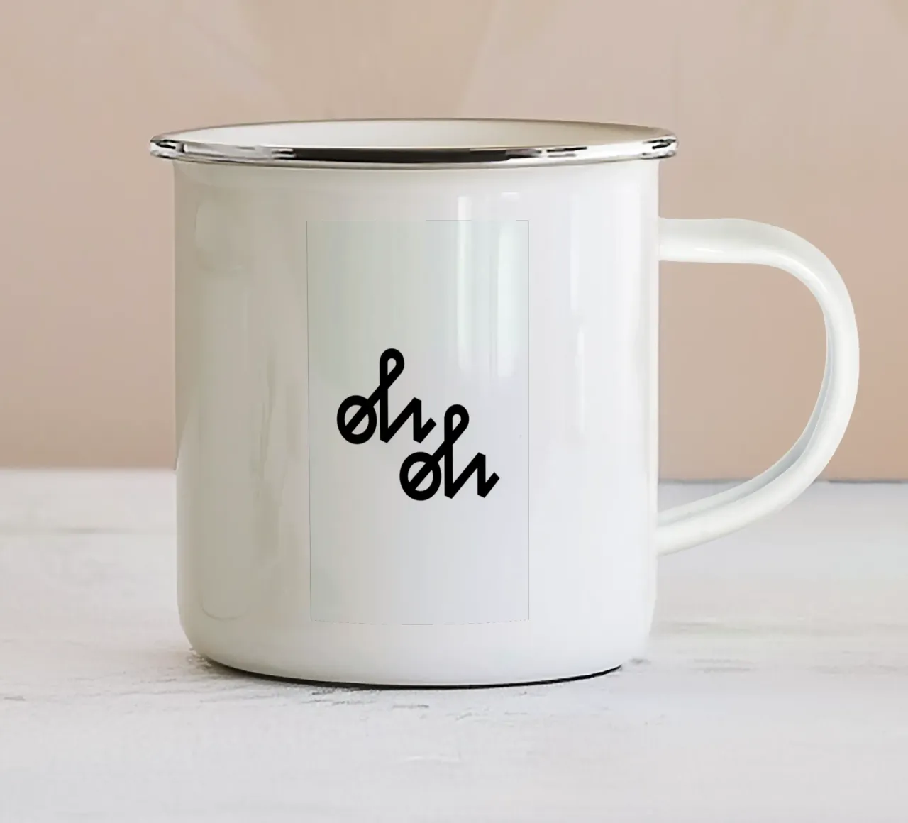 Oh Oh tazza in smalto da BLAEK Design Studio