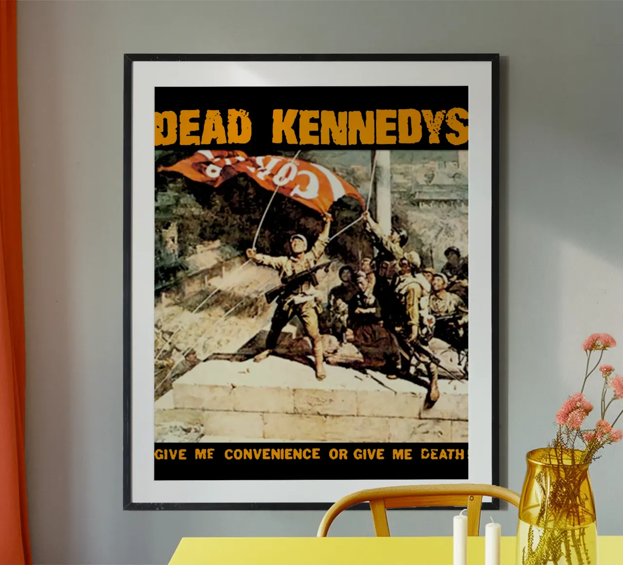 Arte dei Dead Kennedys poster con telaio in alluminio da grass.studio_