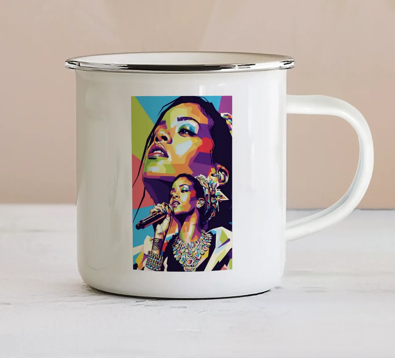 Rihanna colorata pop art tazza in smalto da Hantamrata