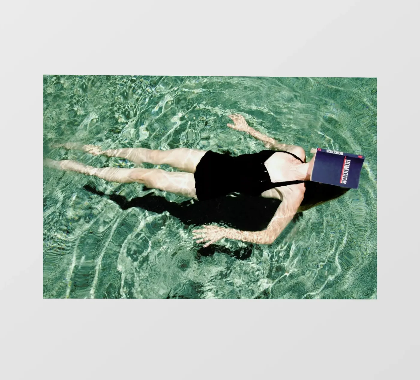 Aloha Summer pellicola backlit da Aysha Banos