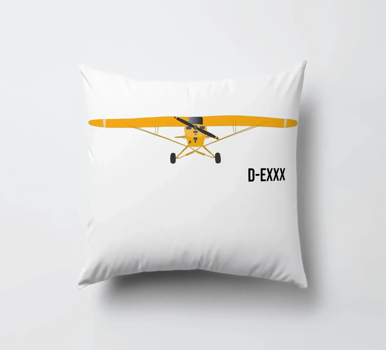 Piper Cub - La targa può essere personalizzata cuscino da Fly & Camp