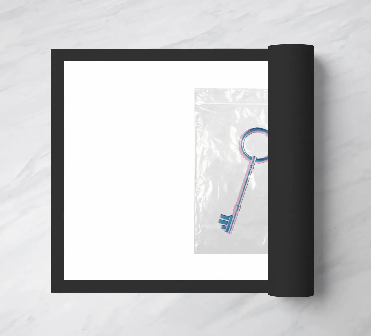 chiave iridescente in un sacchetto di plastica zerbino da morphinaeblue