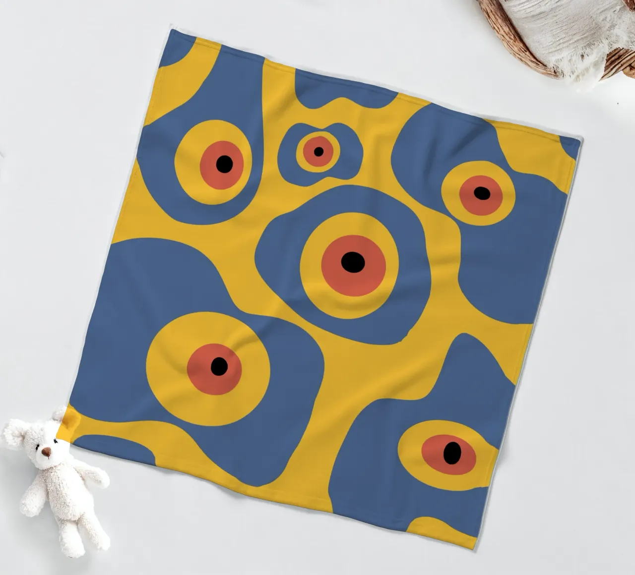 Evil eye pattern Fleecedecke von Little Dean