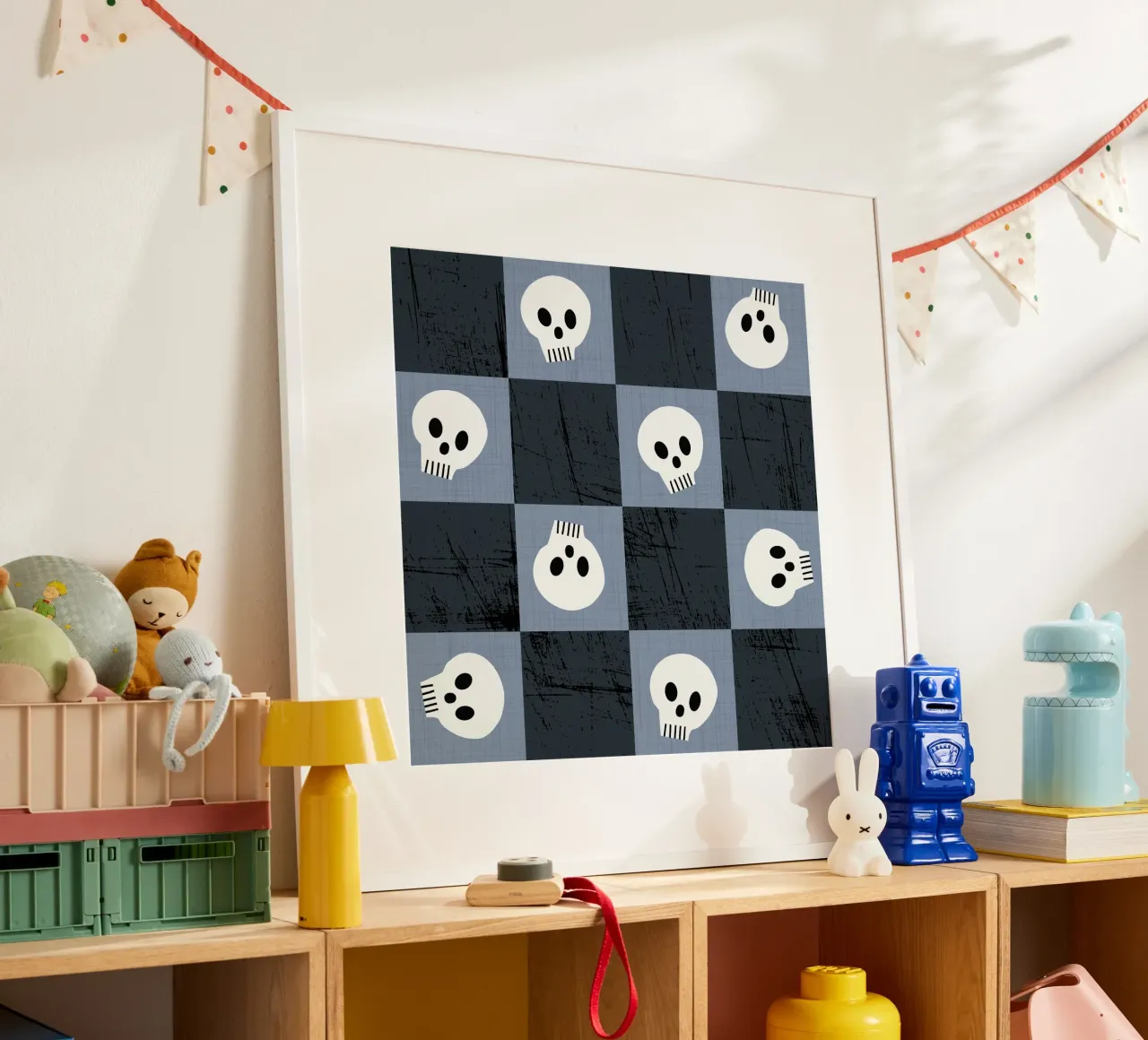 Teschio a scacchiera blu scuro - Modello gotico punk di Halloween poster con telaio in plastica da susanacosta