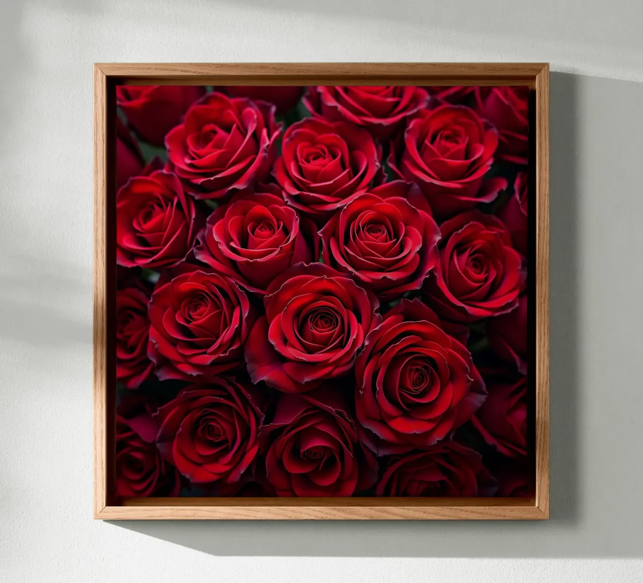 Rose_rosse tela con Cornice a cassetta da Farb- und Blütenzauber by LK