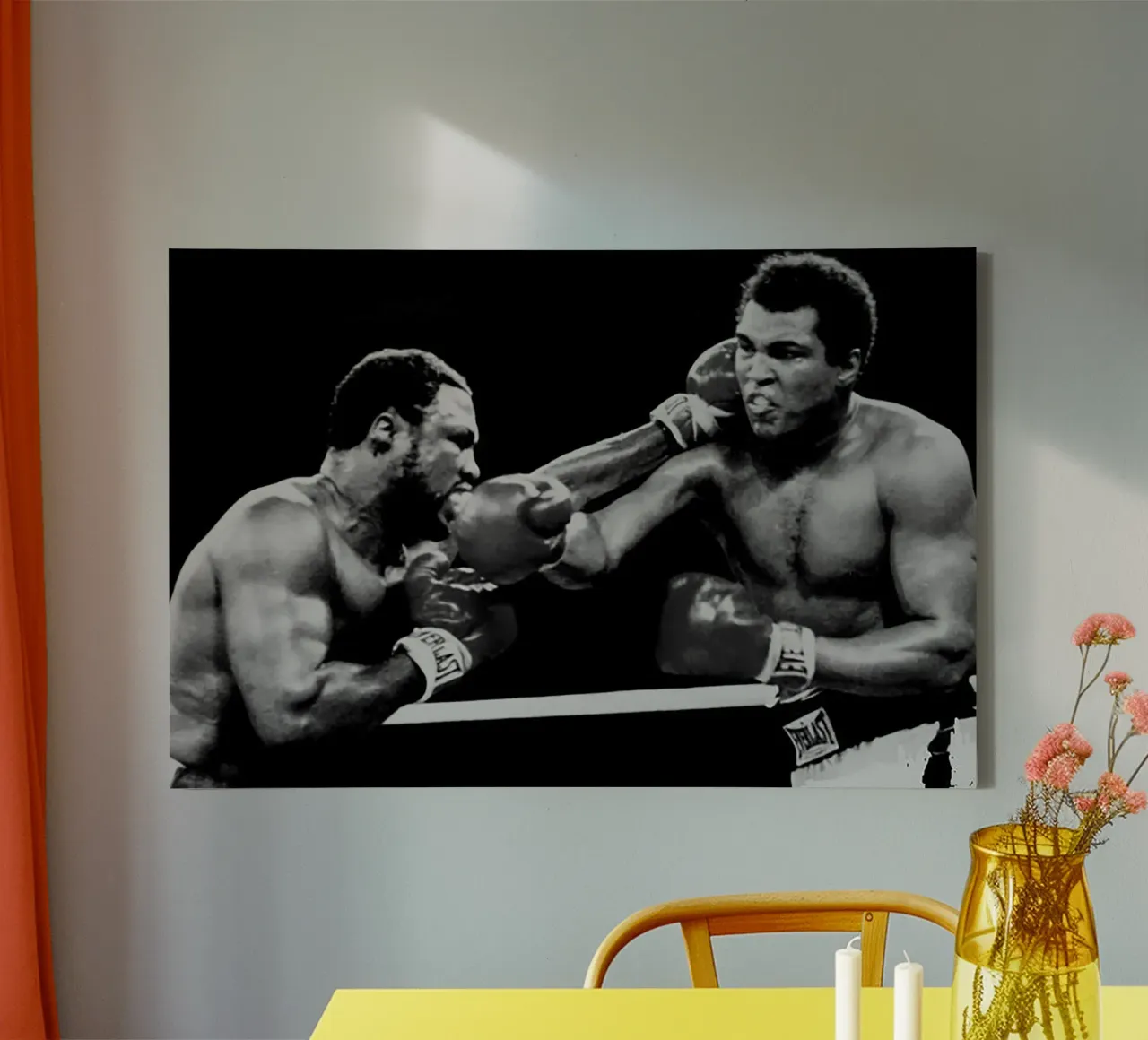 Thrilla in Manila Leinwand mit Schattenfugenrahmen von Coreyalbert