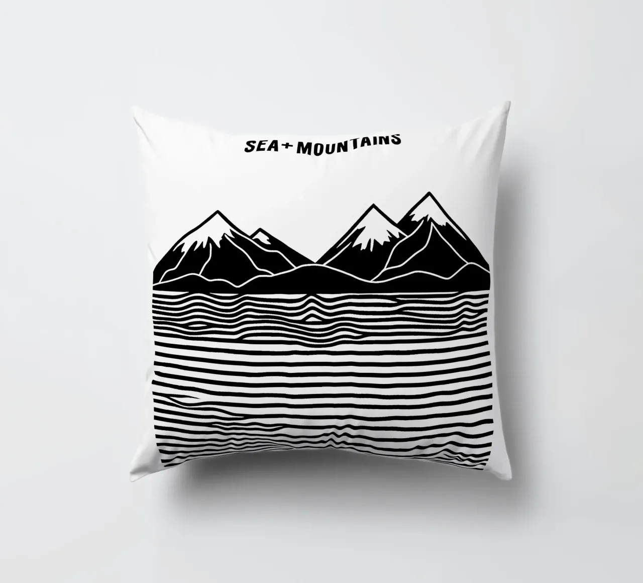 Line art mare + montagne cuscino da Autofocus