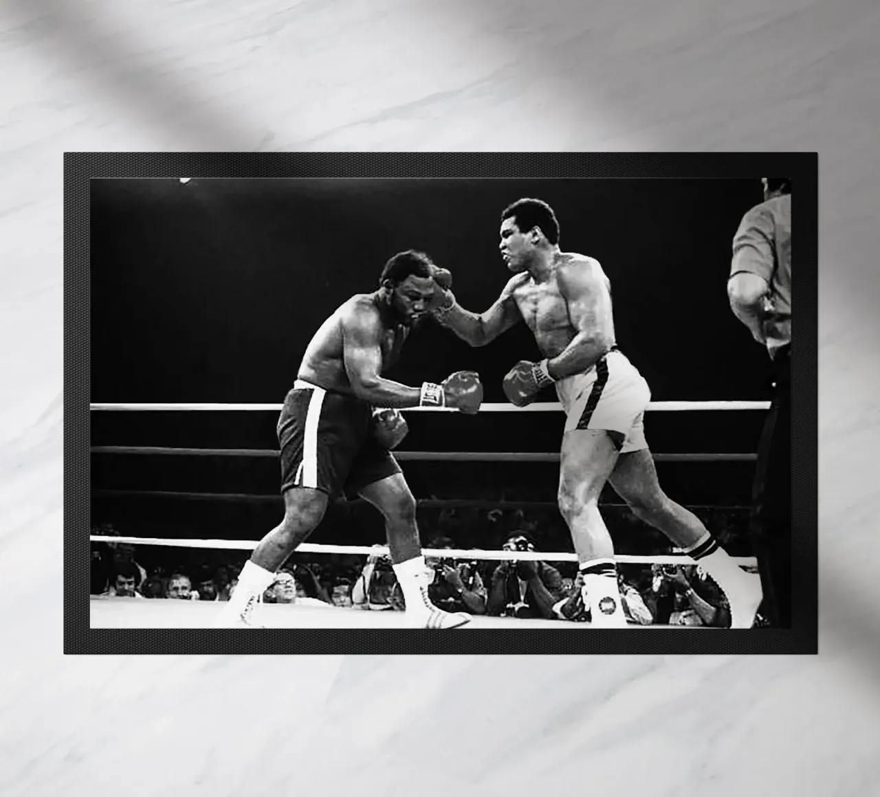 Muhammad Ali vs. Joe Frazier Fußmatte von Coreyalbert