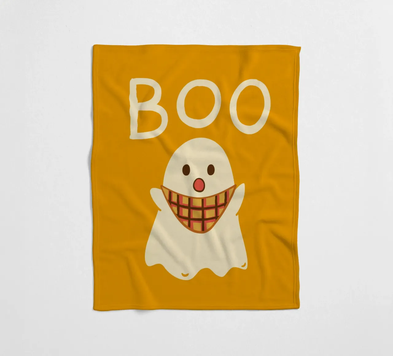 Boo! Simpatico fantasma con sciarpa a triangolo coperta in pile da klossisch