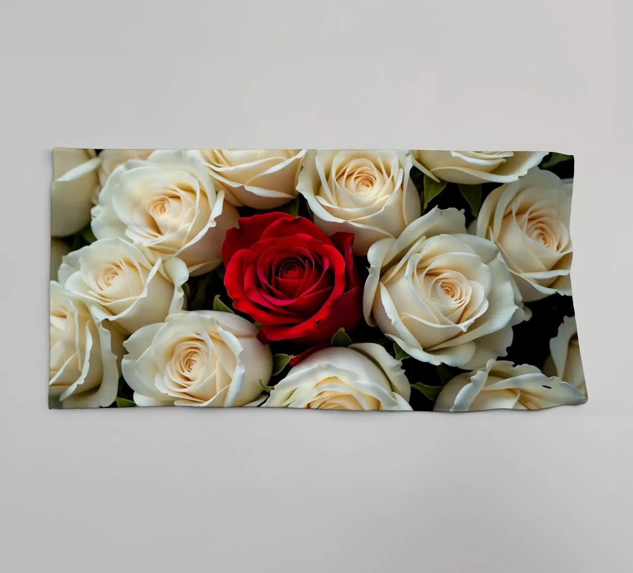 rose_bianco_rosso_1 asciugamano da bagno da Farb- und Blütenzauber by LK