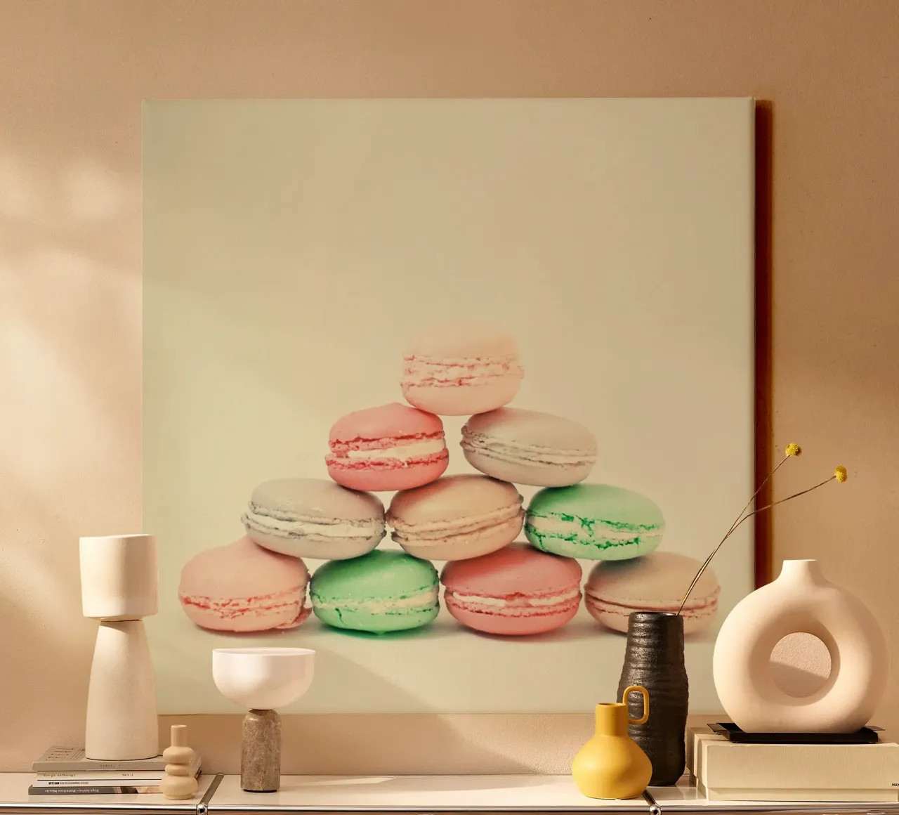 Macarons francesi tela con Cornice a cassetta da Cassia Beck Photography