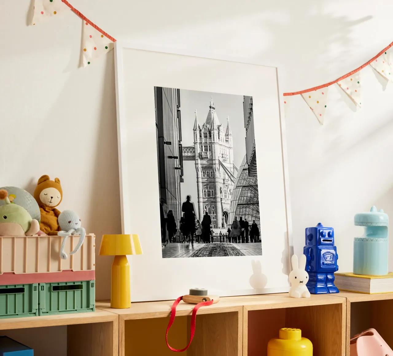 Ponte della Torre poster con telaio in legno da Sowa Studio