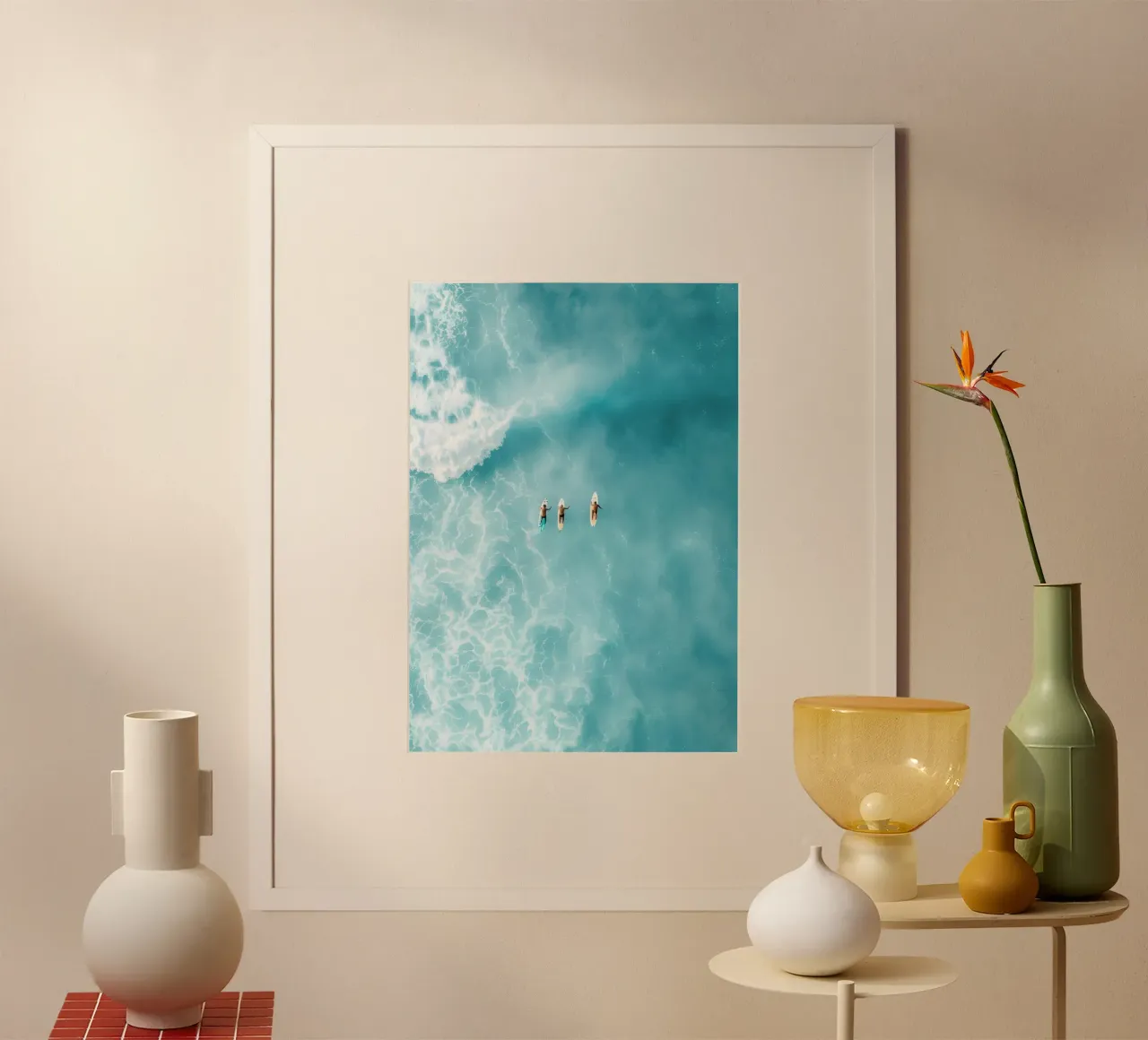 Surfer in der Luft, Türkisfarbener Ozean, Surf Art Poster von dawnthesea