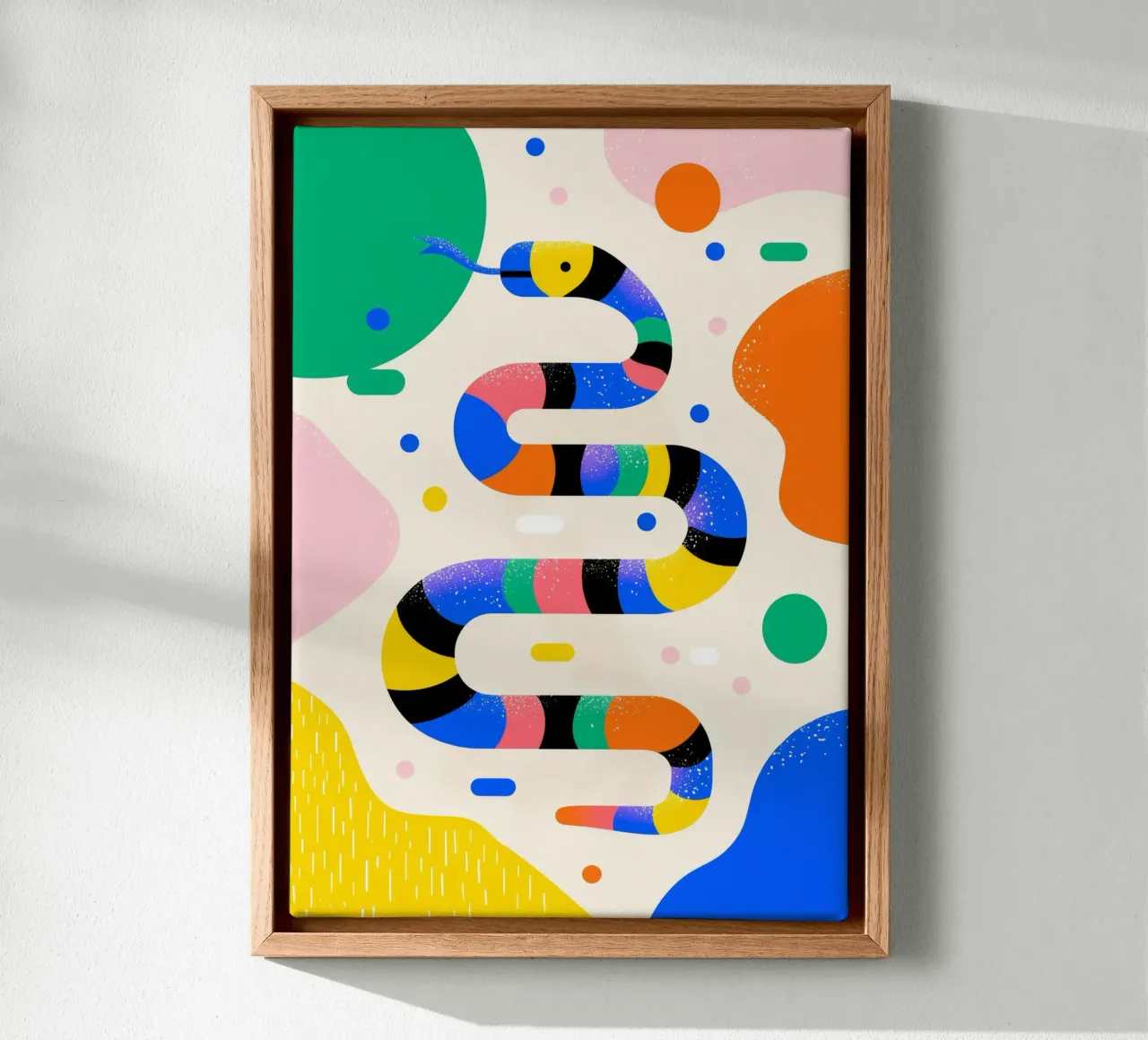 Rainbow Snake Leinwand mit Schattenfugenrahmen von Kiara