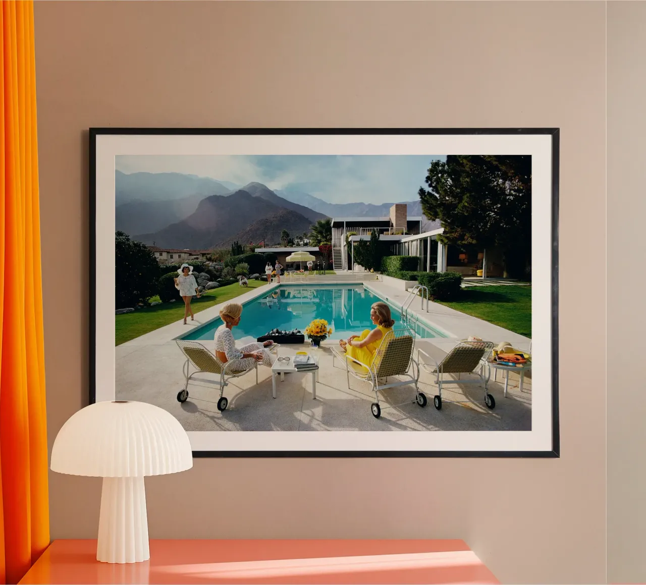 Casa delle feste nel deserto poster con telaio in legno da Mr.Lorenzo