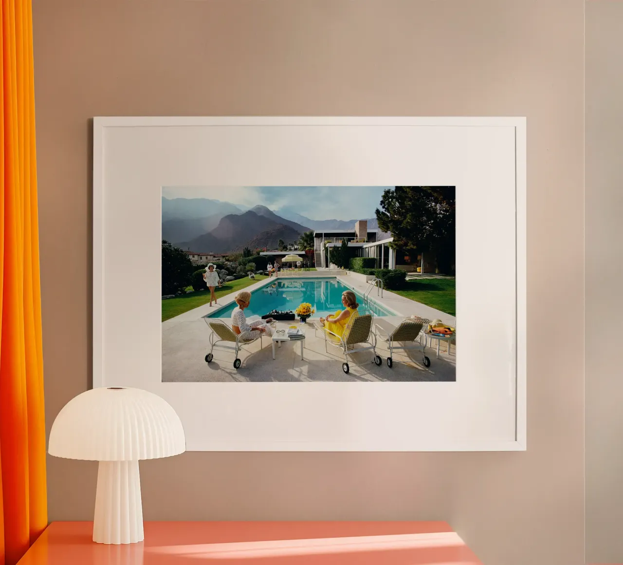 Casa delle feste nel deserto poster con telaio in legno da Mr.Lorenzo