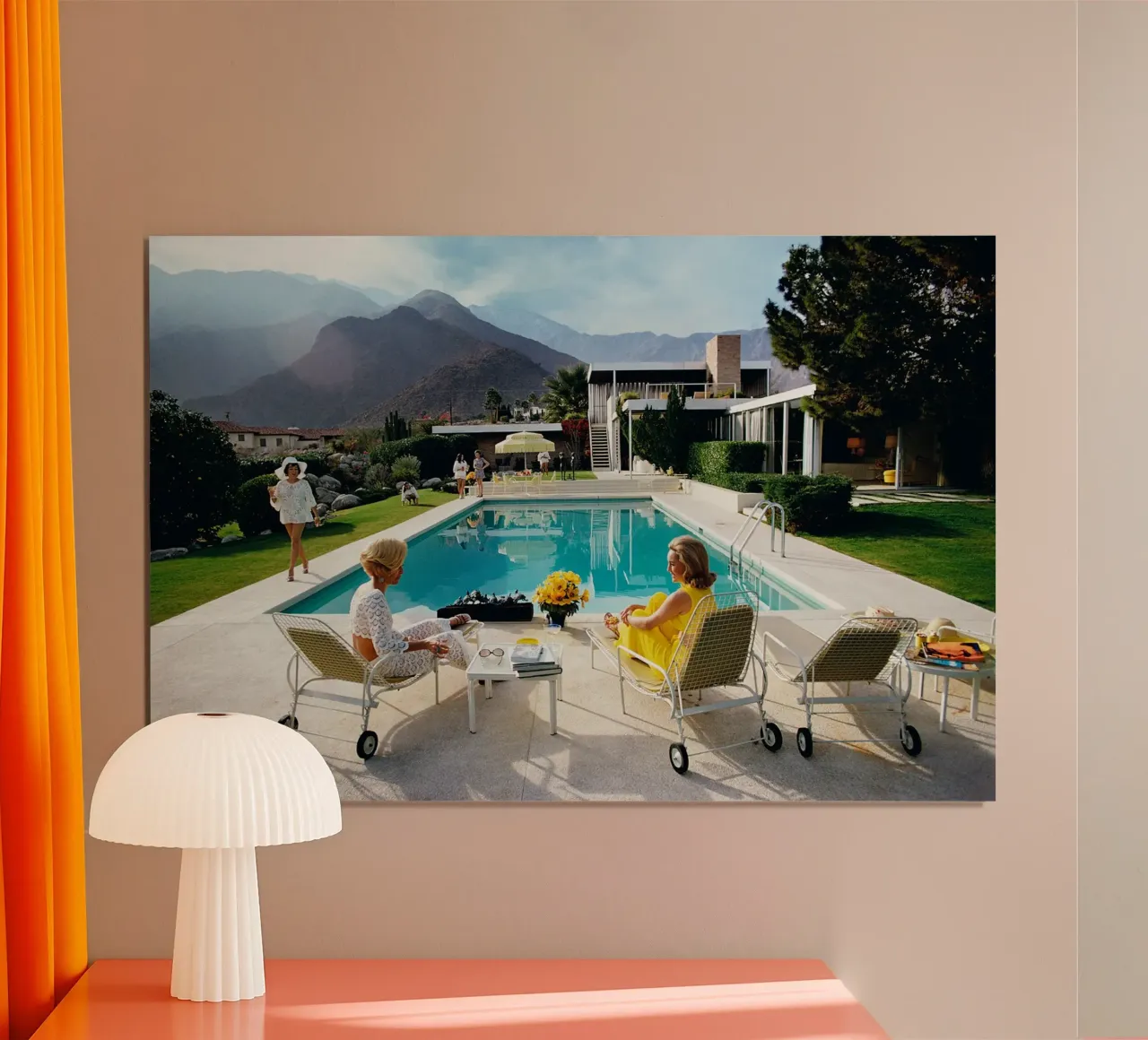 Casa delle feste nel deserto poster con telaio in legno da Mr.Lorenzo