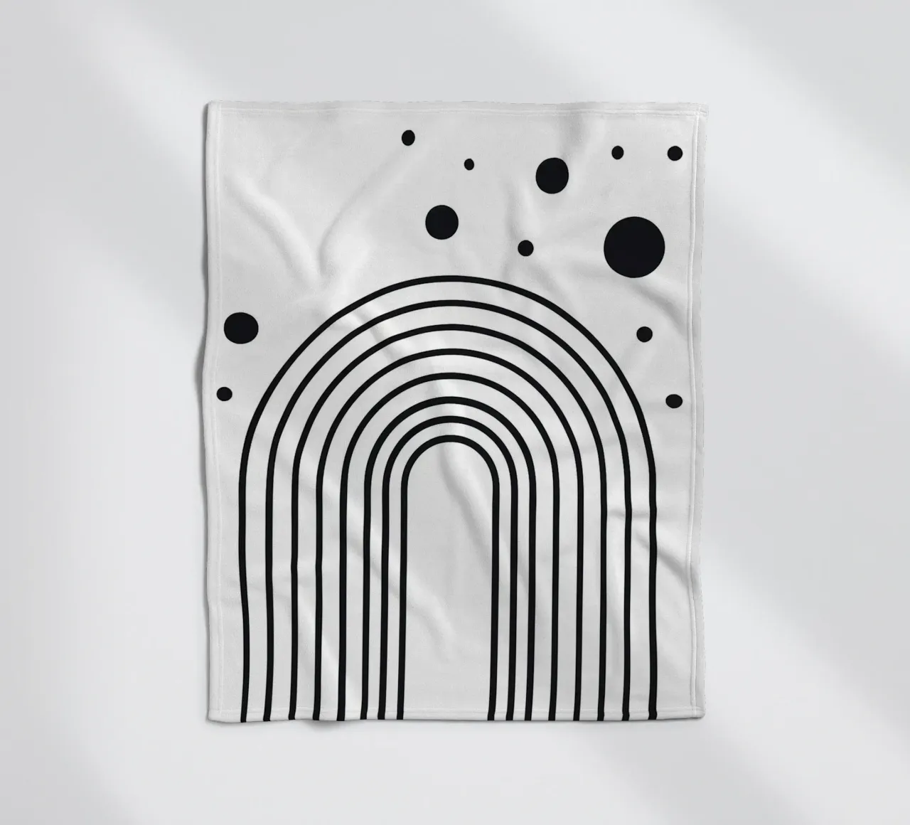 Arte dell'arcobaleno in bianco e nero coperta in pile da Ethan Smith