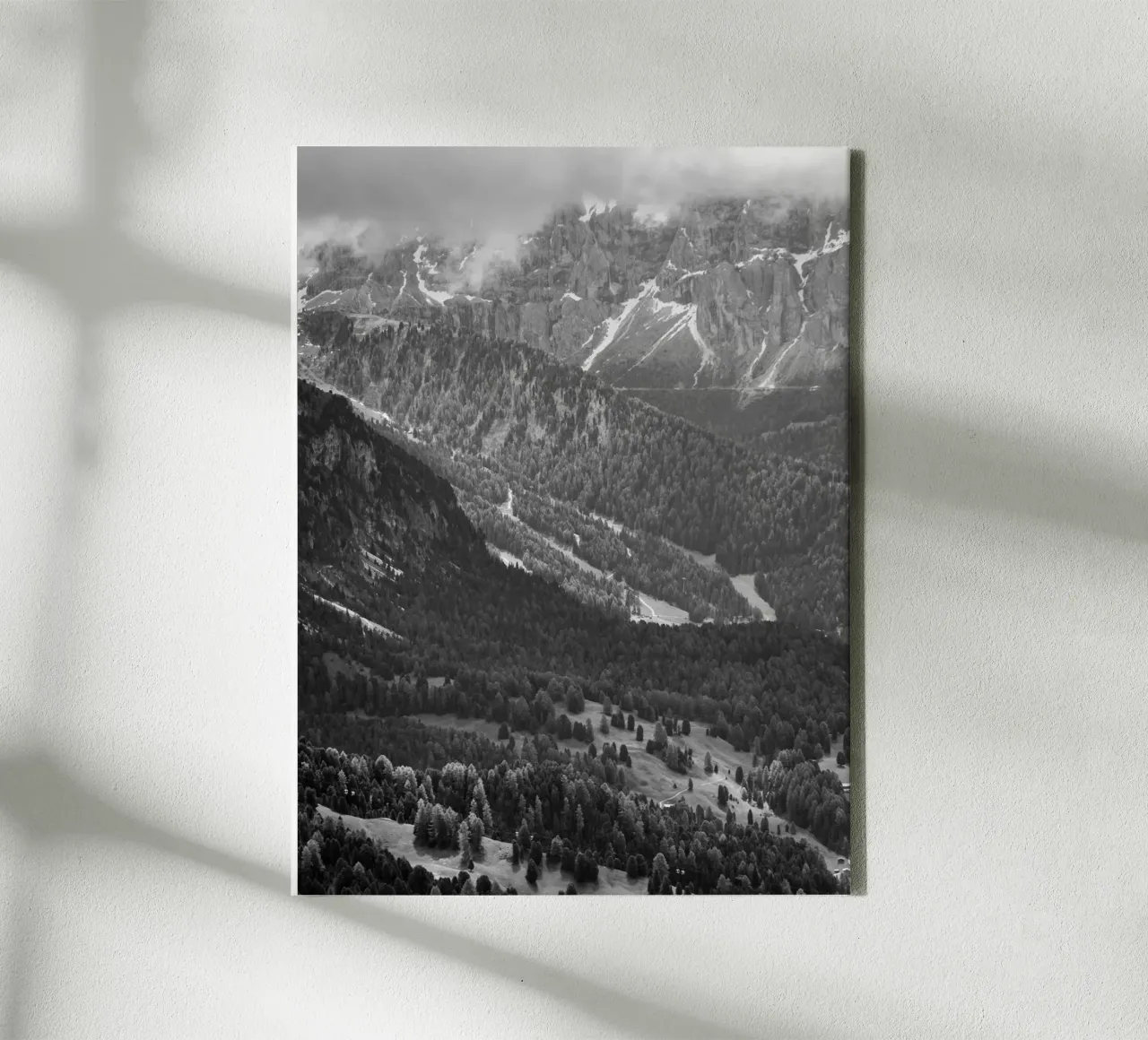 paesaggio montano in bianco e nero tela con Cornice a cassetta da karijn_landscapes