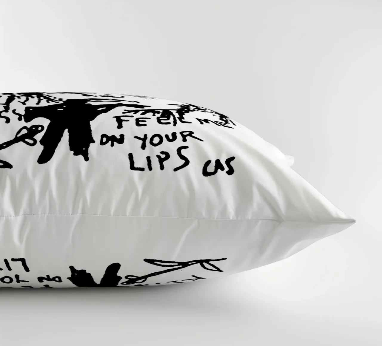 Tocca il tuo bacio - Cigarette AFter X cuscino da igoshdesigns