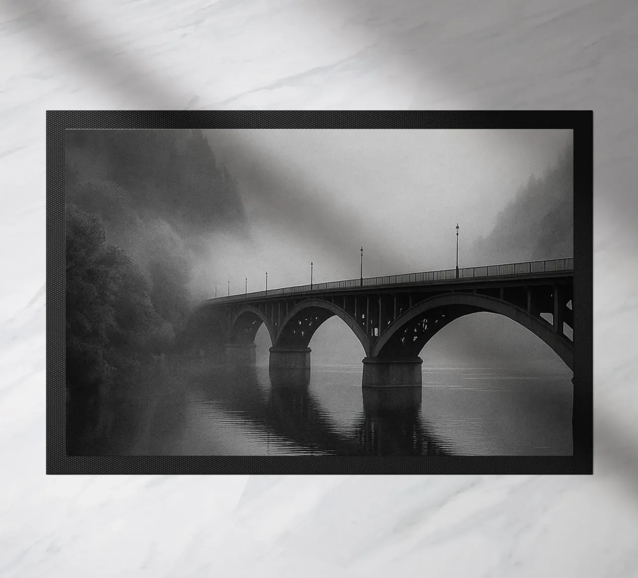 ponte sul fiume fotografia in bianco e nero zerbino da roosses