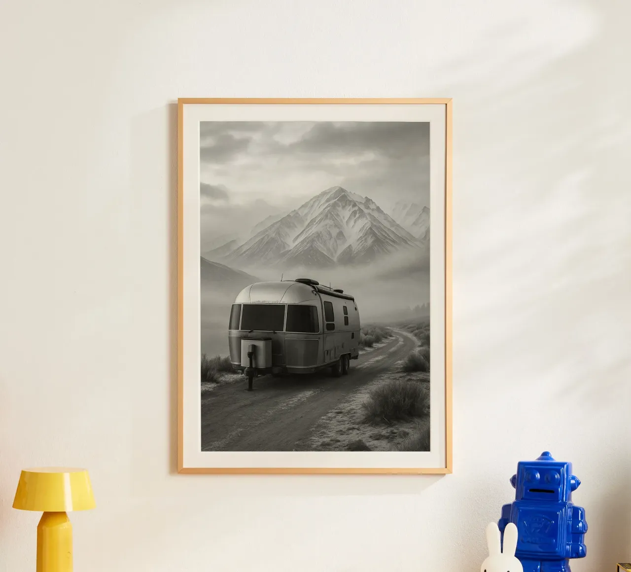 camper in montagna fotografia in bianco e nero poster da roosses