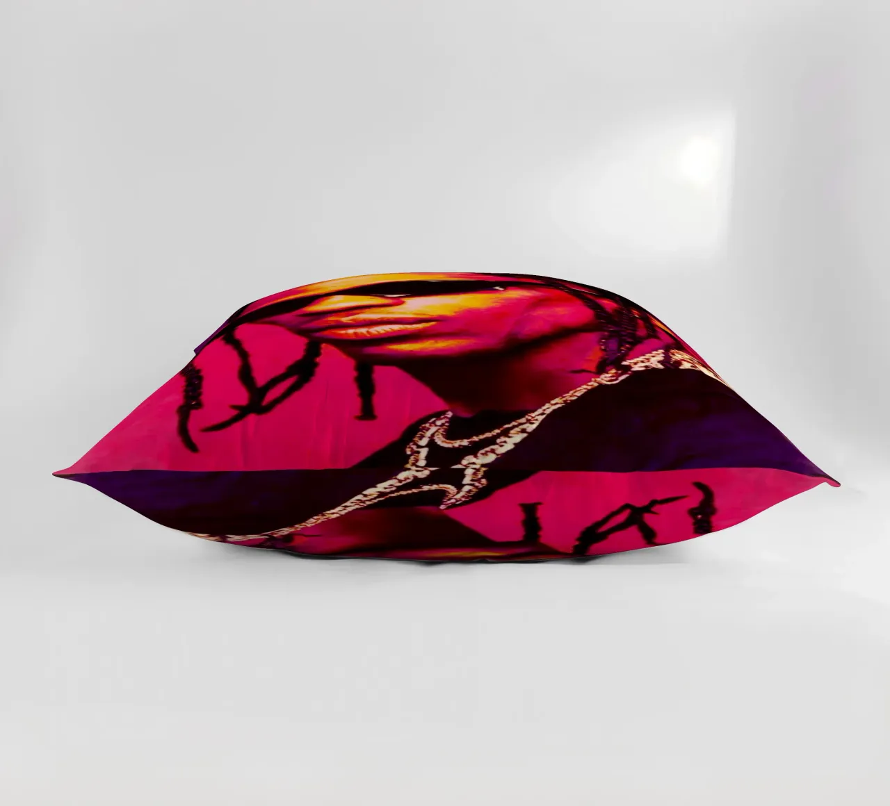 Travis Scott cuscino da Lembayung art