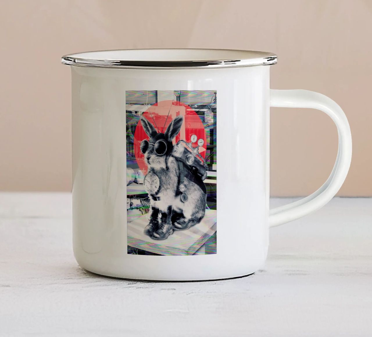 Time traveller tazza in smalto da Ali Gulec