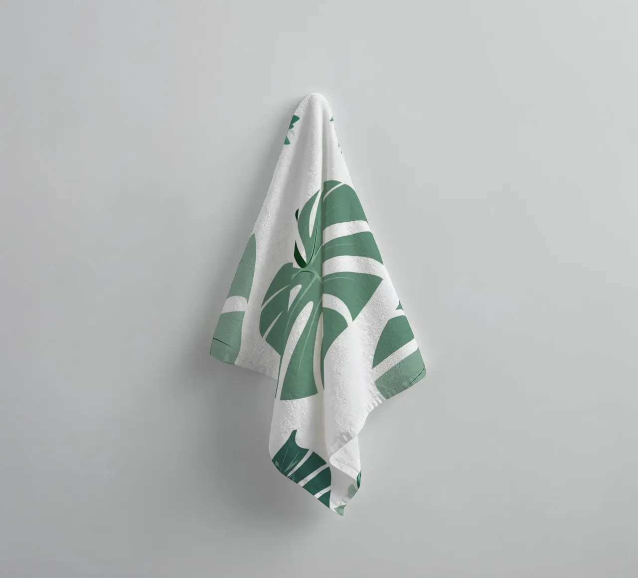 Split Leaf Philodendron towel by Botanical Gallery