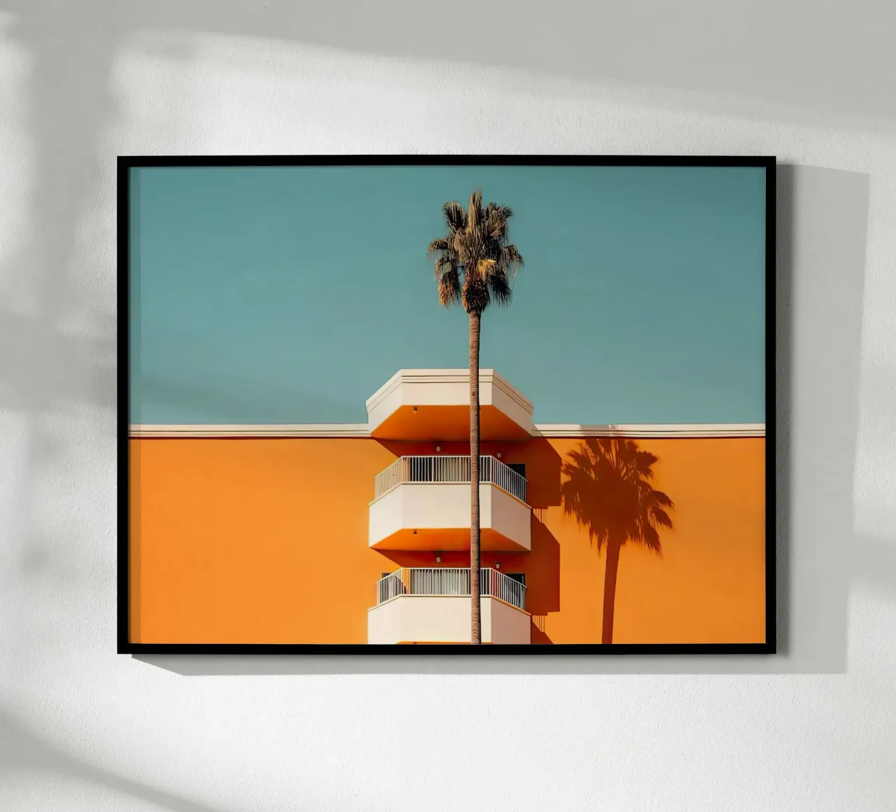 Hotel California Style Building With A Palm Summer poster con telaio in plastica da robertmotoiart