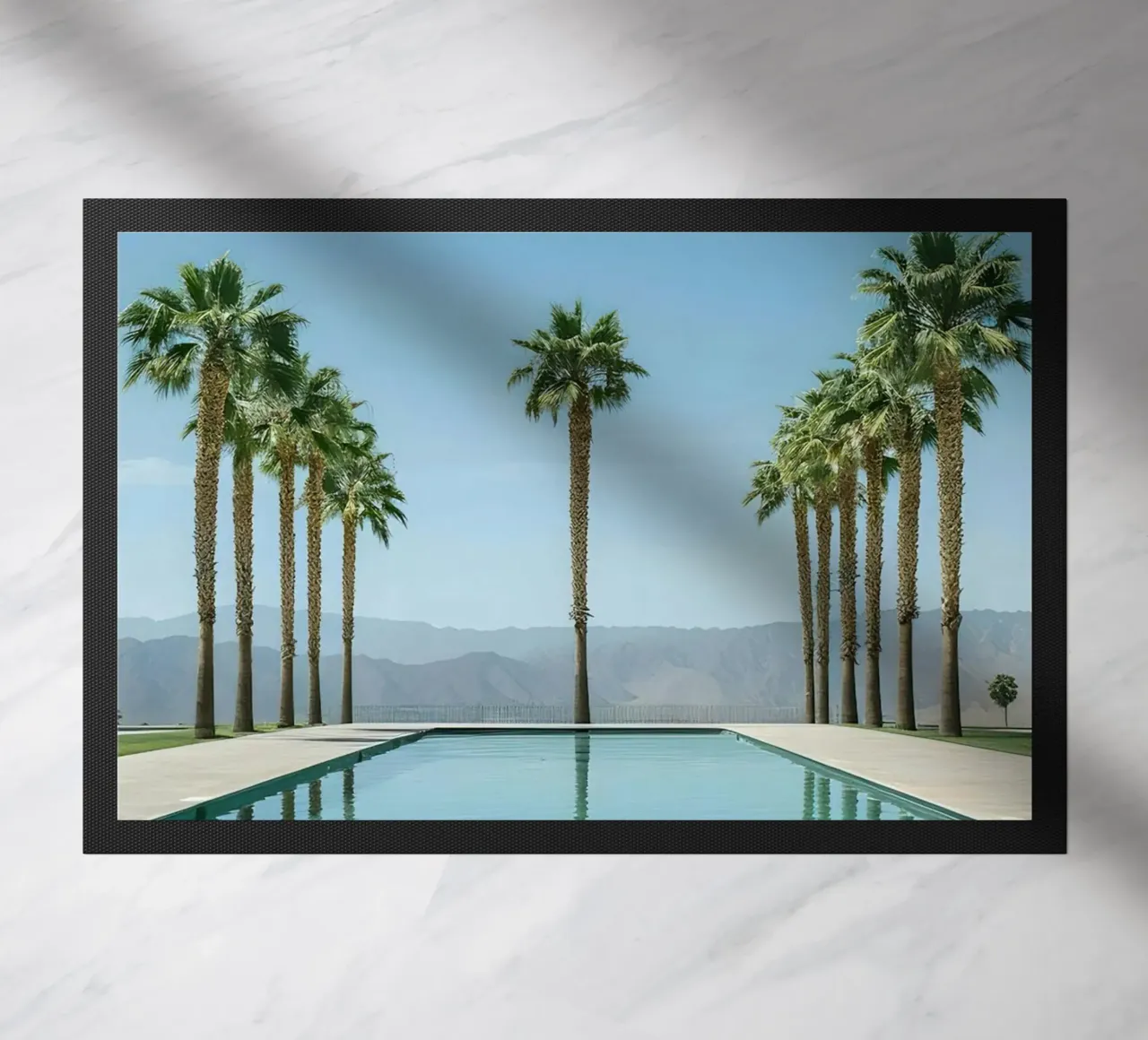 Palm Trees In The Pool zerbino da Leonard Barreiro